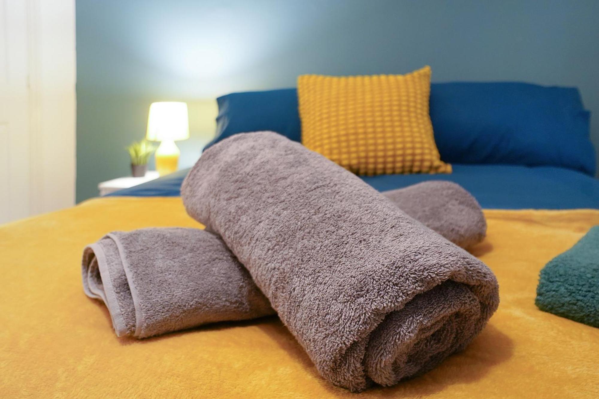 Comfortable Stylish Townhouse In Ashford Sleeps 5 Netflix 2 Parking Spaces Perfect For Contractors And Families Zewnętrze zdjęcie