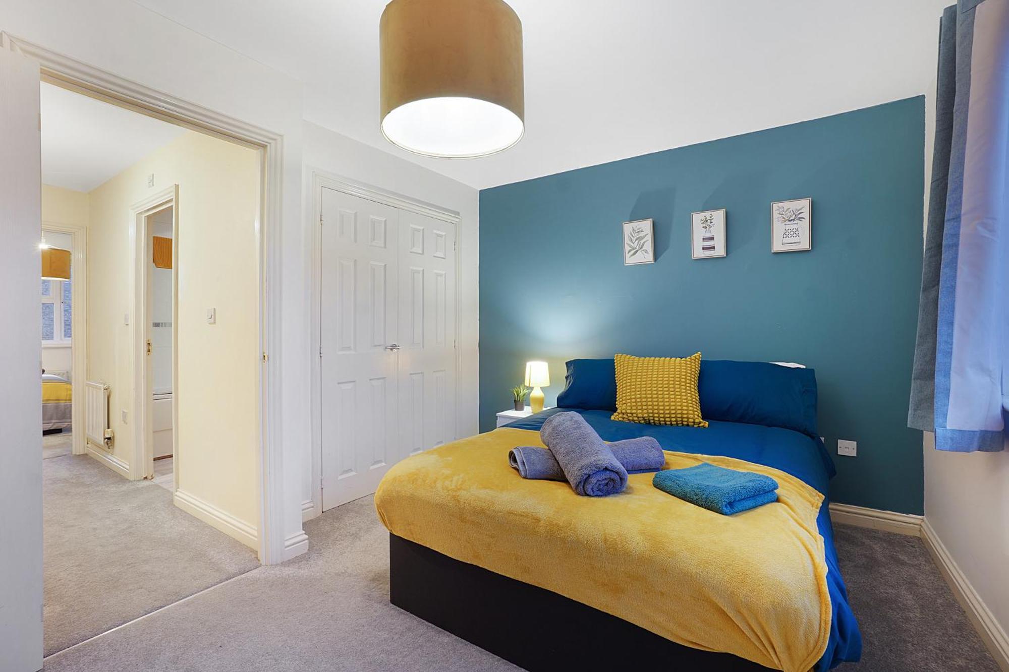 Comfortable Stylish Townhouse In Ashford Sleeps 5 Netflix 2 Parking Spaces Perfect For Contractors And Families Zewnętrze zdjęcie